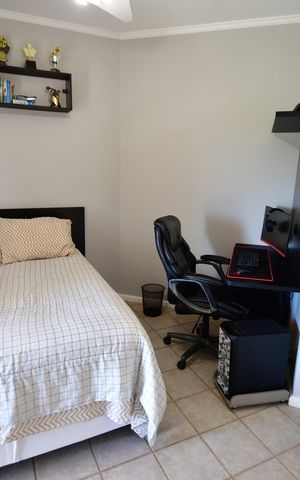Casa à venda com 330m², 4 quartos e 3 vagasQuarto 3