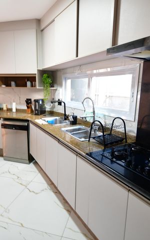 Casa à venda com 330m², 4 quartos e 3 vagasCozinha