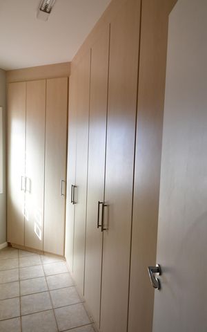Casa à venda com 330m², 4 quartos e 3 vagasQuarto 4 - Suíte Closet