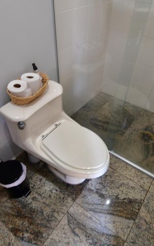 Casa à venda com 330m², 4 quartos e 3 vagasBanheiro Suíte