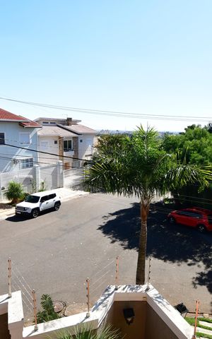 Casa à venda com 330m², 4 quartos e 3 vagasSala de TV - Vista
