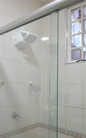 Casa à venda com 330m², 4 quartos e 3 vagasBanheiro Social