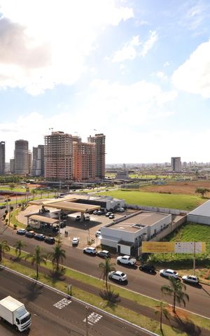 Apartamento para alugar com 81m², 3 quartos e 2 vagasVista