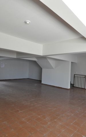 Casa para alugar com 237m², 4 quartos e 7 vagasGaragem