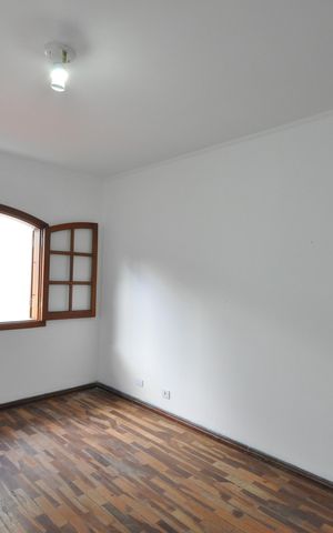 Casa para alugar com 237m², 4 quartos e 7 vagasQuarto 4