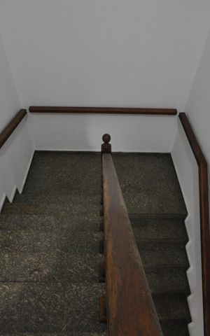 Casa para alugar com 237m², 4 quartos e 7 vagasEscada