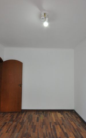 Casa para alugar com 237m², 4 quartos e 7 vagasQuarto 4