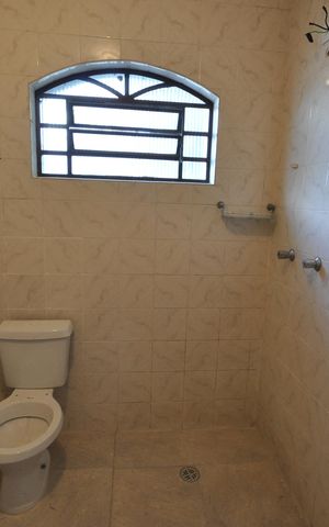 Casa para alugar com 237m², 4 quartos e 7 vagasBanheiro da Suíte 2