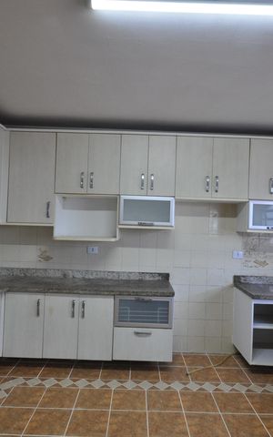 Casa para alugar com 237m², 4 quartos e 7 vagasCozinha
