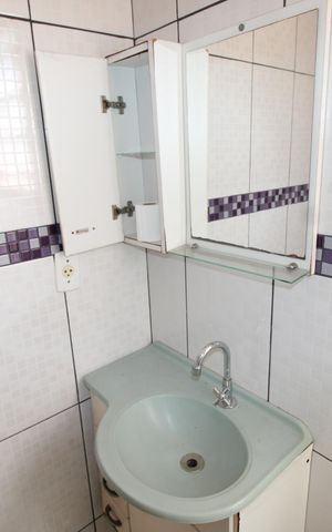 Apartamento para alugar com 52m², 2 quartos e sem vagaBanheiro