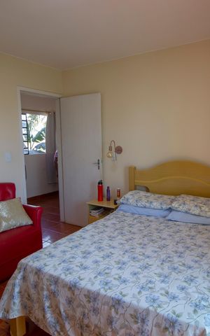 Casa à venda com 400m², 7 quartos e 5 vagasSuíte 2