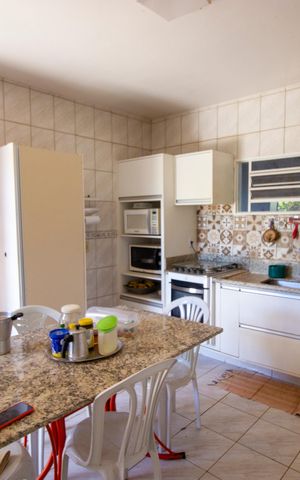 Casa à venda com 400m², 7 quartos e 5 vagasCozinha
