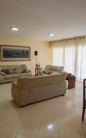 Casa à venda com 400m², 7 quartos e 5 vagasSala