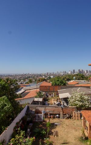 Casa à venda com 400m², 7 quartos e 5 vagasVista da varanda