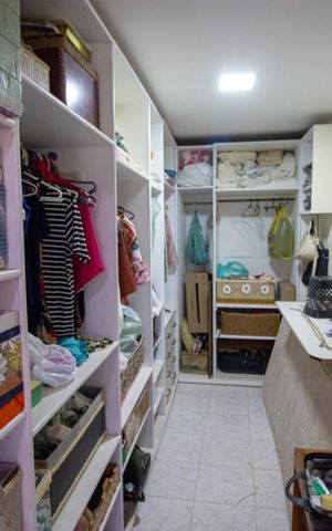 Casa à venda com 400m², 7 quartos e 5 vagasQuarto 4