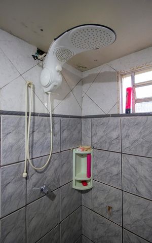 Casa à venda com 400m², 7 quartos e 5 vagasBanheiro da suíte 
