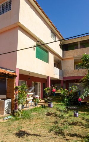 Casa à venda com 400m², 7 quartos e 5 vagasÁrea externa