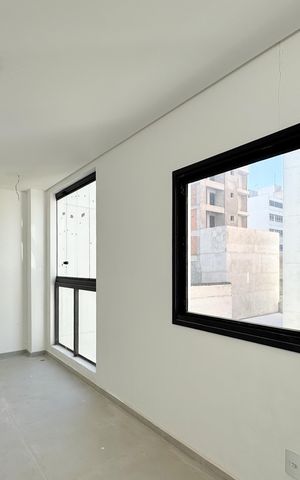 Apartamento à venda com 138m², 2 quartos e 2 vagas Apartamento à venda com 138m², 2 quartos e 2 vagasSala