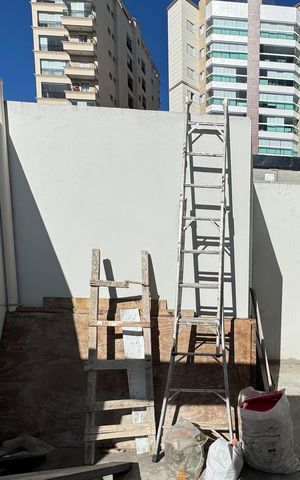 Apartamento à venda com 138m², 2 quartos e 2 vagas Apartamento à venda com 138m², 2 quartos e 2 vagasCobertura