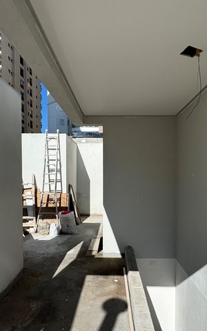 Apartamento à venda com 138m², 2 quartos e 2 vagas Apartamento à venda com 138m², 2 quartos e 2 vagasCobertura