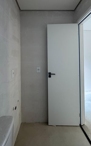 Apartamento à venda com 138m², 2 quartos e 2 vagas Apartamento à venda com 138m², 2 quartos e 2 vagasBanheiro - Suíte
