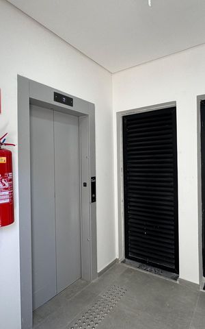 Apartamento à venda com 138m², 2 quartos e 2 vagas Apartamento à venda com 138m², 2 quartos e 2 vagasÁrea comum - Cobertura