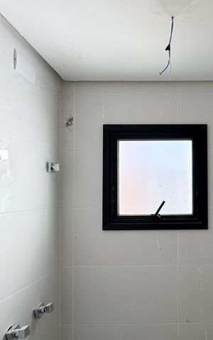 Apartamento à venda com 138m², 2 quartos e 2 vagas Apartamento à venda com 138m², 2 quartos e 2 vagasBanheiro social