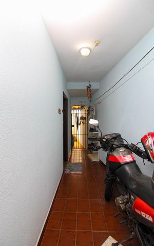 Casa à venda com 86m², 3 quartos e 1 vagaGaragem
