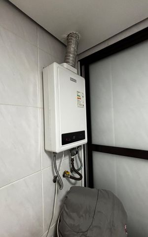 Apartamento à venda com 106m², 3 quartos e 2 vagas Apartamento à venda com 106m², 3 quartos e 2 vagasÁrea de Serviço