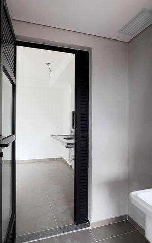 Apartamento à venda com 92m², 2 quartos e 1 vaga Apartamento à venda com 92m², 2 quartos e 1 vagaCozinha e área de serviço