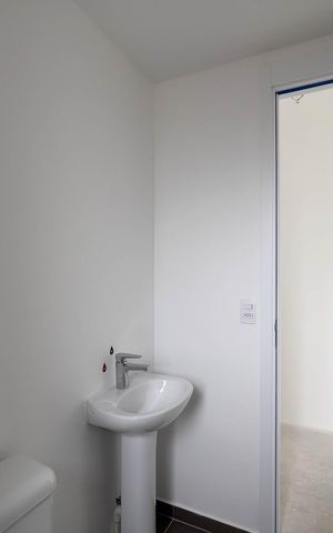 Apartamento à venda com 92m², 2 quartos e 1 vaga Apartamento à venda com 92m², 2 quartos e 1 vagaBanheiro do quarto 1