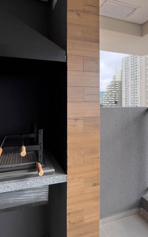 Apartamento à venda com 92m², 2 quartos e 1 vaga Apartamento à venda com 92m², 2 quartos e 1 vagaVaranda
