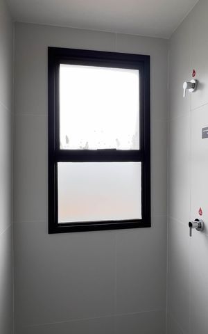 Apartamento à venda com 92m², 2 quartos e 1 vaga Apartamento à venda com 92m², 2 quartos e 1 vagaBanheiro do quarto 1