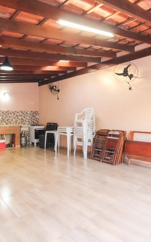 Casa de condomínio à venda com 72m², 2 quartos e 2 vagas Casa de condomínio à venda com 72m², 2 quartos e 2 vagasÁrea Comum
