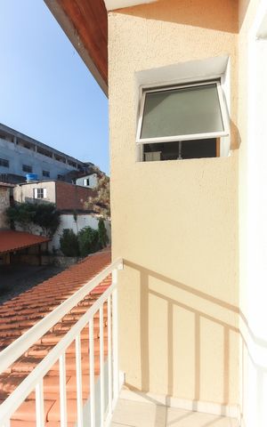 Casa de condomínio à venda com 72m², 2 quartos e 2 vagas Casa de condomínio à venda com 72m², 2 quartos e 2 vagasVaranda da Suíte 1