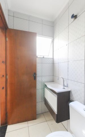 Casa de condomínio à venda com 72m², 2 quartos e 2 vagas Casa de condomínio à venda com 72m², 2 quartos e 2 vagasBanheiro da Suíte 2