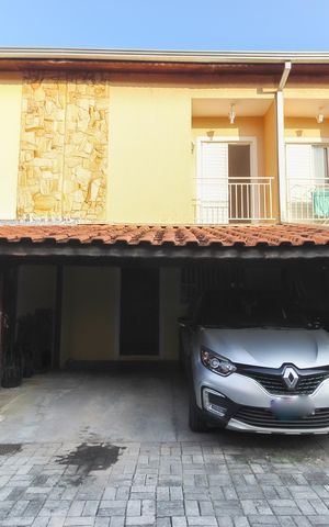 Casa de condomínio à venda com 72m², 2 quartos e 2 vagas Casa de condomínio à venda com 72m², 2 quartos e 2 vagasGaragem