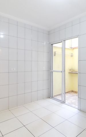 Casa de condomínio à venda com 72m², 2 quartos e 2 vagas Casa de condomínio à venda com 72m², 2 quartos e 2 vagasCozinha