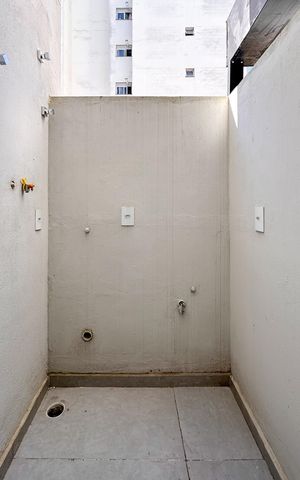 Apartamento à venda com 83m², 2 quartos e 1 vaga Apartamento à venda com 83m², 2 quartos e 1 vagaÁrea de Serviço
