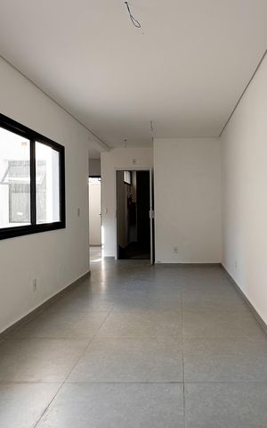 Apartamento à venda com 83m², 2 quartos e 1 vaga Apartamento à venda com 83m², 2 quartos e 1 vagaSala