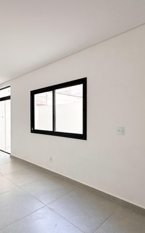 Apartamento à venda com 83m², 2 quartos e 1 vaga Apartamento à venda com 83m², 2 quartos e 1 vagaSala