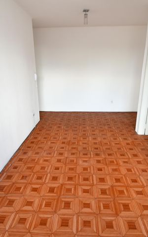 Apartamento à venda com 80m², 2 quartos e 1 vagaSala