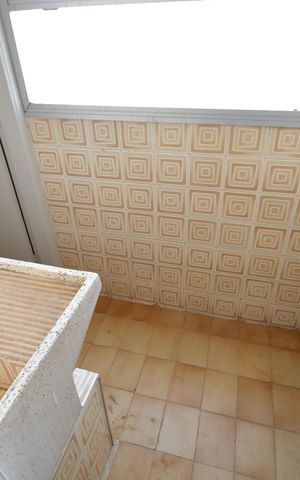Apartamento à venda com 80m², 2 quartos e 1 vagaÁrea de Serviço
