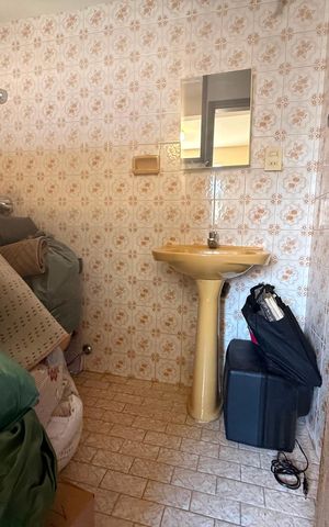 Casa para alugar com 230m², 4 quartos e 4 vagas Casa para alugar com 230m², 4 quartos e 4 vagasbanheiro 1