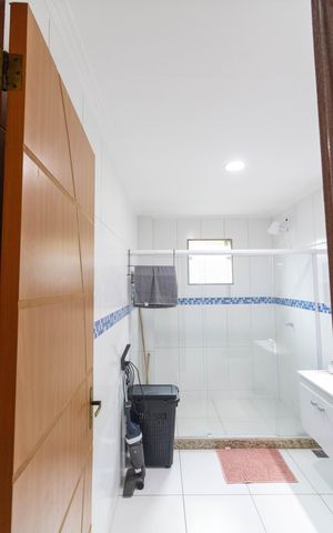 Casa à venda com 180m², 2 quartos e 1 vaga Casa à venda com 180m², 2 quartos e 1 vagaBanheiro 2