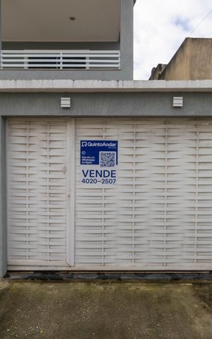 Casa à venda com 180m², 2 quartos e 1 vaga Casa à venda com 180m², 2 quartos e 1 vagaPlaquinha