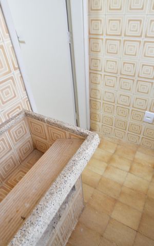Apartamento à venda com 80m², 2 quartos e 1 vagaÁrea de Serviço