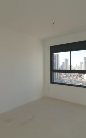 Apartamento à venda com 170m², 3 quartos e 2 vagasSuíte 2