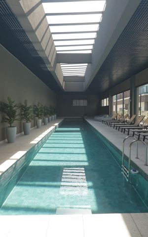 Apartamento à venda com 170m², 3 quartos e 2 vagasÁrea comum - Piscina Coberta