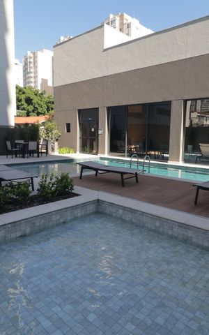 Apartamento à venda com 170m², 3 quartos e 2 vagasÁrea comum - Piscina